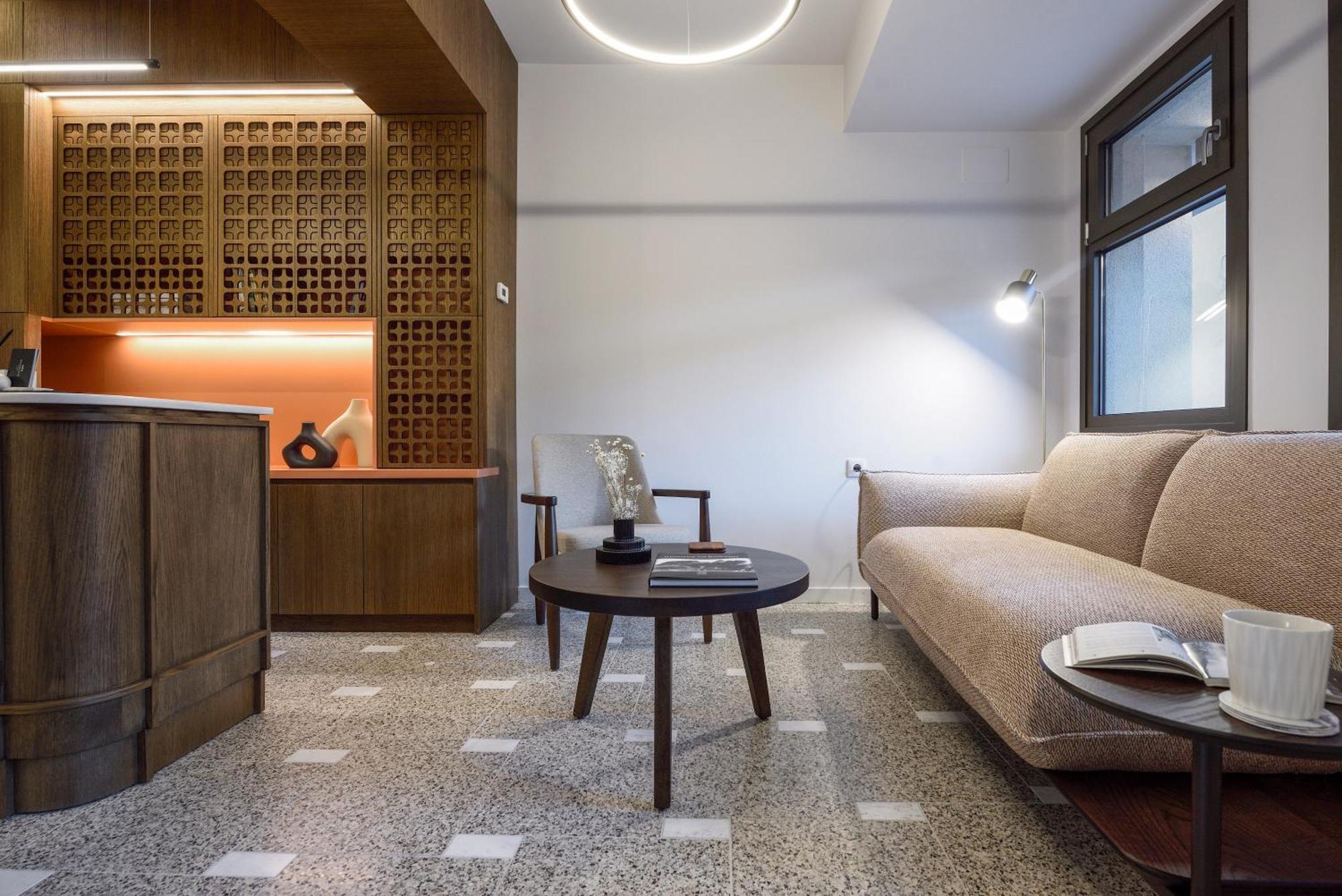 Epineio Comfort Living 리토코론 외부 사진